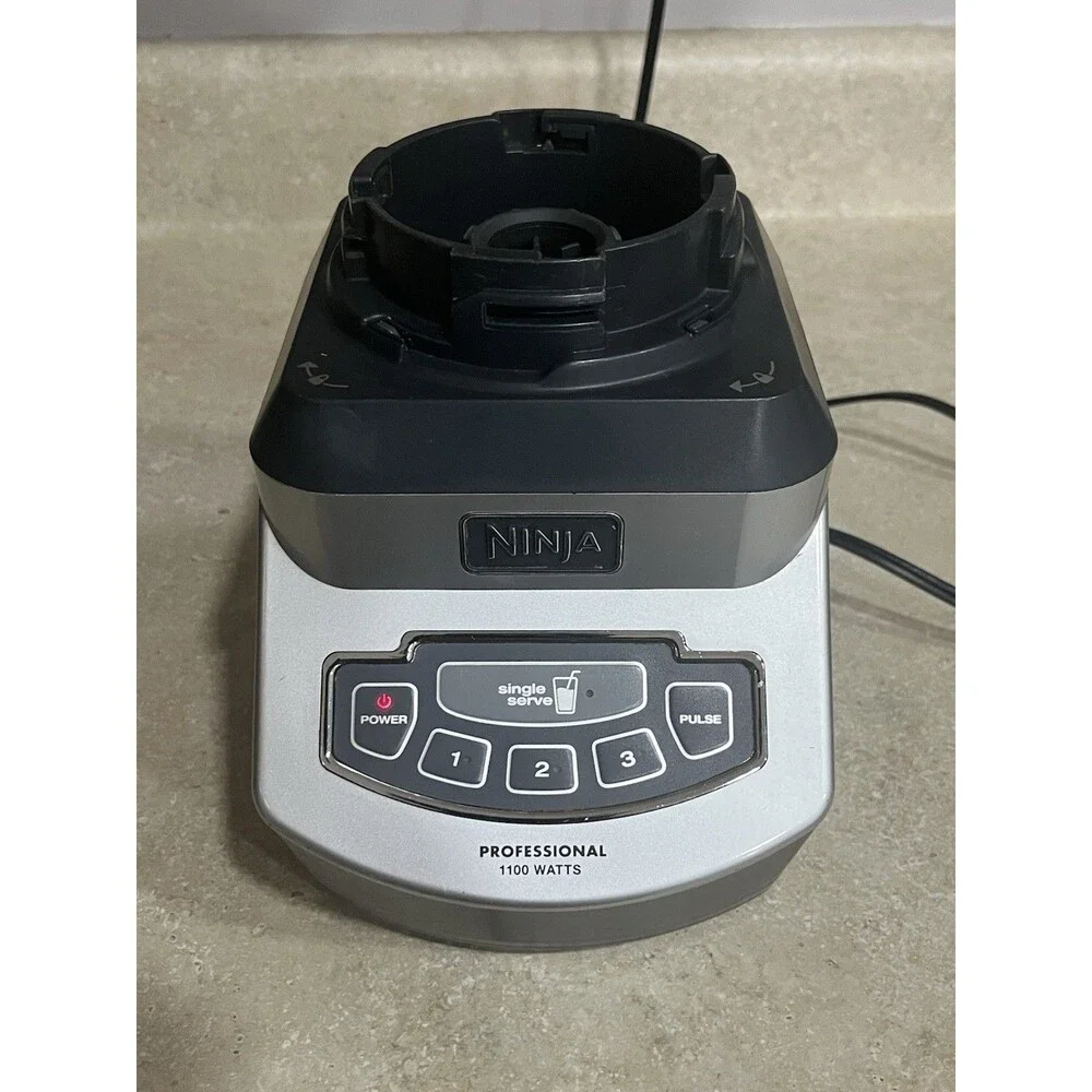 Ninja Professional Blender BL660 30 Base 1100W 2 Single Serve Cups Blade READ